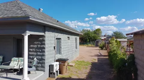 653 E 18th St, Douglas, AZ 85607 photo 5