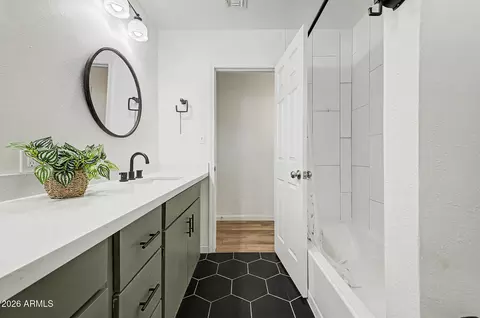 Bath - 601 Euclid Ave, Phoenix, AZ 85042 photo 3 of 3