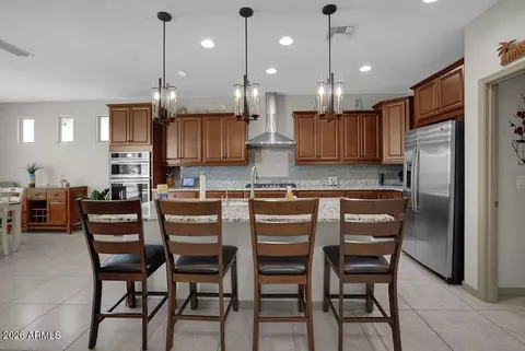 Kitchen - 6315 S 24th Pl, Phoenix, AZ 85042 photo 1 of 4
