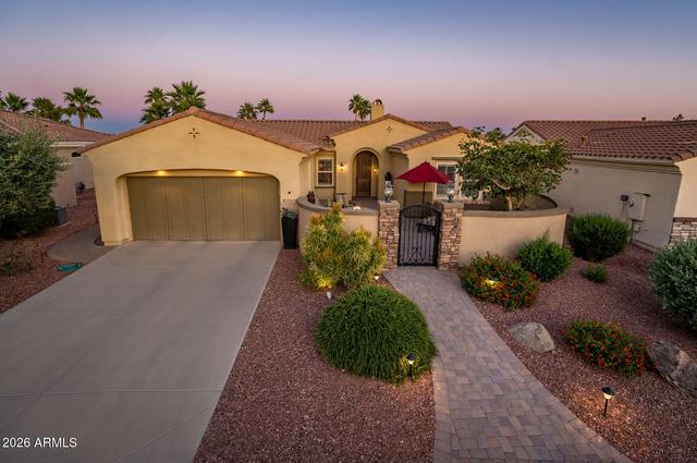 23219 N Hank Raymond Dr, Sun City West, AZ 85375