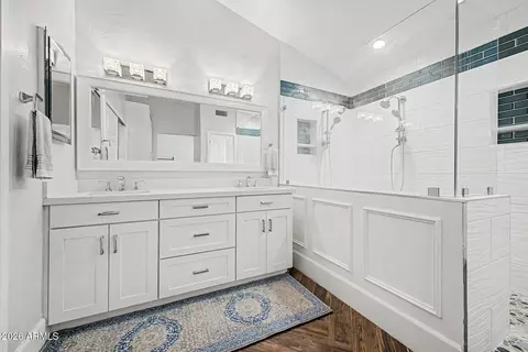 Bath - 517 E Merrill Ave, Gilbert, AZ 85234 photo 1 of 5