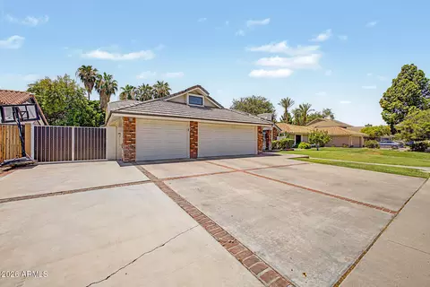 Exterior - 517 E Merrill Ave, Gilbert, AZ 85234 photo 2 of 8