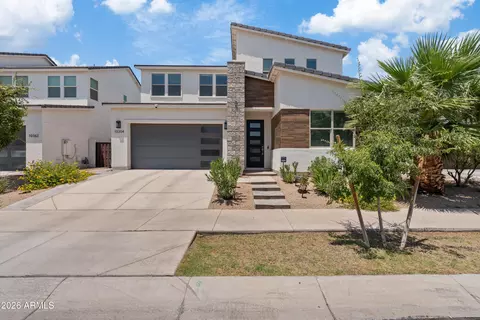 Exterior - 10204 E Thunderbolt Ave, Mesa, AZ 85212 photo 1 of 6