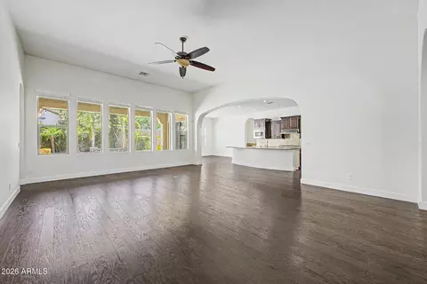 2923 E Constance Way, Phoenix, AZ 85042 photo 5