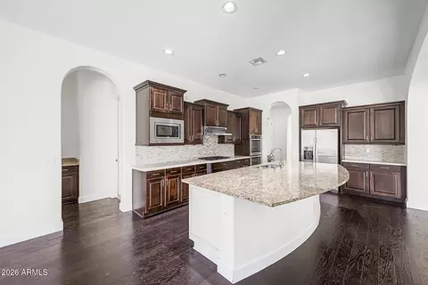 2923 E Constance Way, Phoenix, AZ 85042 photo 9