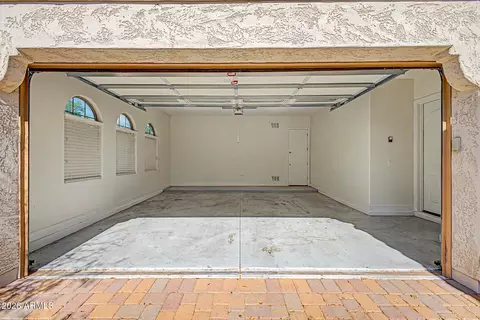 2923 E Constance Way, Phoenix, AZ 85042 photo 36
