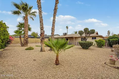 Exterior - 3906 W Willow Ave, Phoenix, AZ 85029 photo 4 of 4