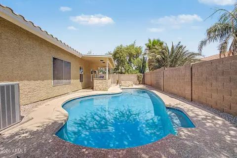Exterior - 655 W Silver Creek Rd, Gilbert, AZ 85233 photo 5 of 5