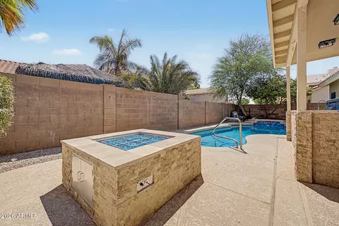 Exterior - 655 W Silver Creek Rd, Gilbert, AZ 85233 photo 3 of 5
