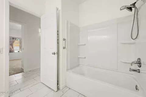 Bath - 655 W Silver Creek Rd, Gilbert, AZ 85233 photo 4 of 4