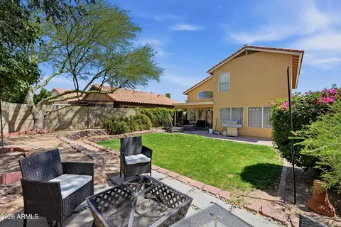 Exterior - 1330 E Angela Dr, Phoenix, AZ 85022 photo 5 of 6