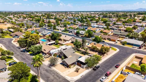 View/Area - 3117 E Gable Cir, Mesa, AZ 85204 photo 5 of 15