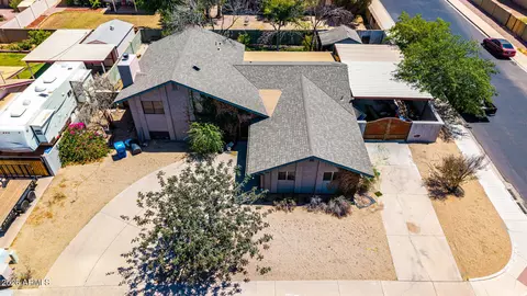 View/Area - 3117 E Gable Cir, Mesa, AZ 85204 photo 2 of 15