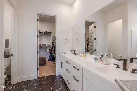 Bath - 10209 E Thistle Ave, Mesa, AZ 85212 photo 1 of 2