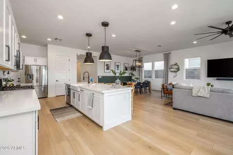 Entry Way - 10209 E Thistle Ave, Mesa, AZ 85212 photo 1 of 2