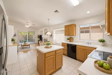 Kitchen - 1102 W Heather Ave, Gilbert, AZ 85233 photo 1 of 1