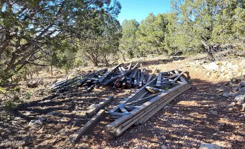 918 Wolf Rd #918, Ash Fork, AZ 86320 photo 6