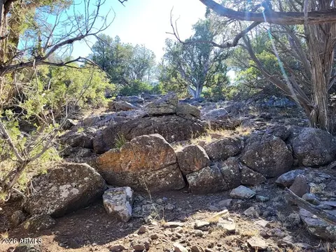 918 Wolf Rd #918, Ash Fork, AZ 86320 photo 12