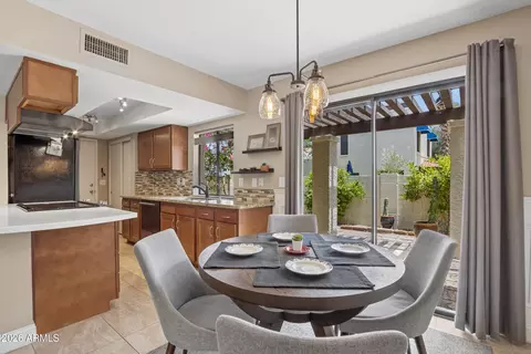 Dining - 4820 E Winston Dr #3, Phoenix, AZ 85044 photo 2 of 2