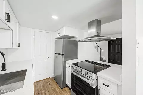 Kitchen - 1212 E Lawrence Ln, Phoenix, AZ 85020 photo 1 of 3