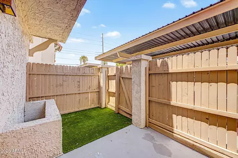 Exterior - 1212 E Lawrence Ln, Phoenix, AZ 85020 photo 2 of 5