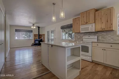 3943 N Pine Rd, Pine, AZ 85544 photo 9
