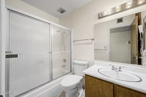 Bath - 7613 N 39th Ave, Phoenix, AZ 85051 photo 2 of 2