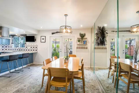Dining - 3836 N 30th St, Phoenix, AZ 85016 photo 2 of 3