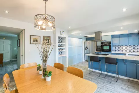 Dining - 3836 N 30th St, Phoenix, AZ 85016 photo 1 of 3