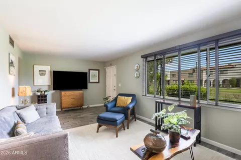 Living - 3836 N 30th St, Phoenix, AZ 85016 photo 5 of 6