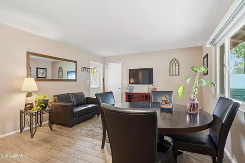 Dining - 1635 E Dana Ave, Mesa, AZ 85204 photo 3 of 4