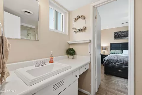 Bath - 1635 E Dana Ave, Mesa, AZ 85204 photo 1 of 2