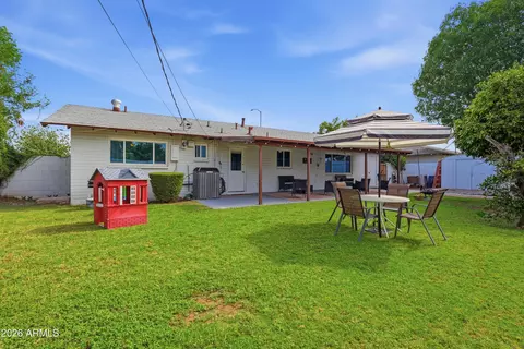 Exterior - 1635 E Dana Ave, Mesa, AZ 85204 photo 7 of 10