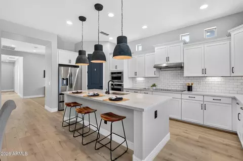 Other - 992 E Parkview Dr, Gilbert, AZ 85295 photo 6 of 23