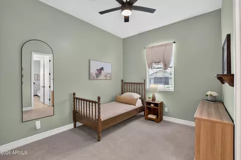 Bedroom - 992 E Parkview Dr, Gilbert, AZ 85295 photo 6 of 9