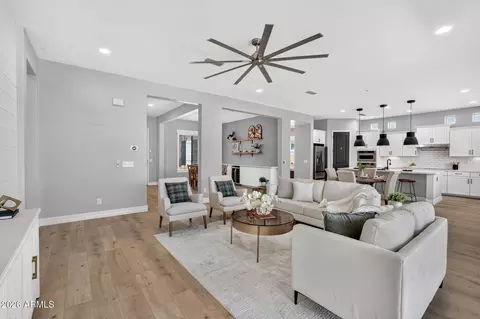Other - 992 E Parkview Dr, Gilbert, AZ 85295 photo 4 of 23