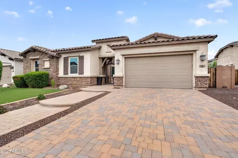 Other - 992 E Parkview Dr, Gilbert, AZ 85295 photo 2 of 23