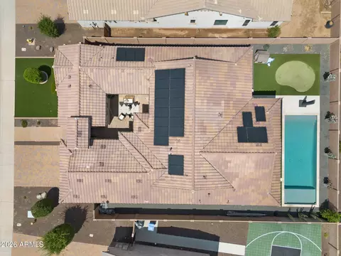 View/Area - 992 E Parkview Dr, Gilbert, AZ 85295 photo 2 of 10