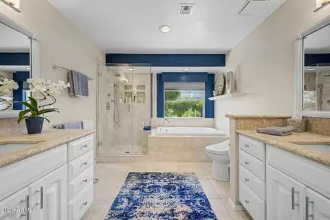 Bath - 955 Eveningstar Ln, Tempe, AZ 85283 photo 2 of 4