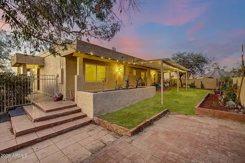 2324 W Sunrise Dr, Phoenix, AZ 85041