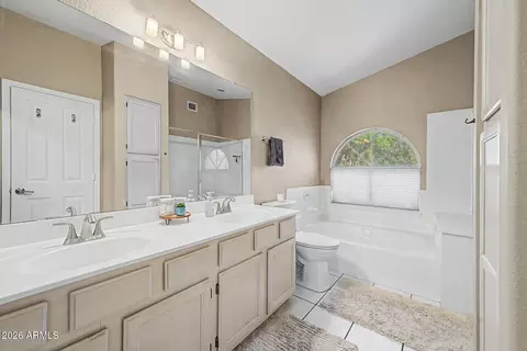 Bath - 4337 E Windmere Dr, Phoenix, AZ 85048 photo 2 of 4