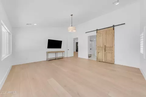 Living - 2265 E Bonanza Rd, Gilbert, AZ 85297 photo 2 of 4