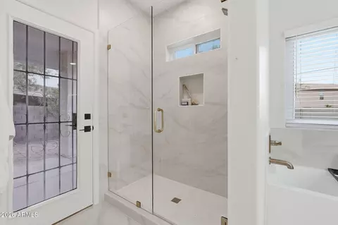Bath - 732 S Paustian Cir, Apache Junction, AZ 85120 photo 5 of 6