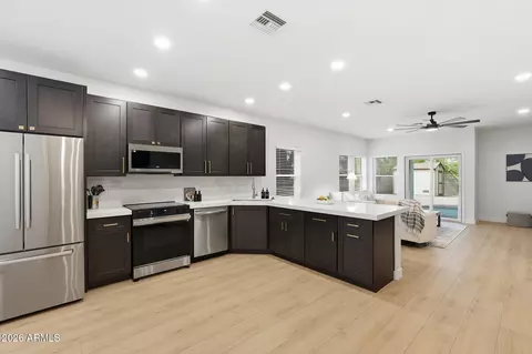 Kitchen - 732 S Paustian Cir, Apache Junction, AZ 85120 photo 1 of 3