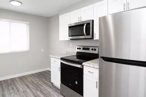 2210 W Devonshire Ave, Phoenix, AZ 85015 photo 7