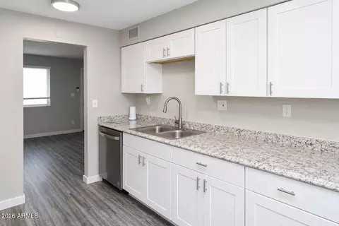 2210 W Devonshire Ave, Phoenix, AZ 85015 photo 6