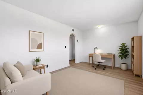 Living - 1301 E 29th Ave, Apache Junction, AZ 85119 photo 2 of 9