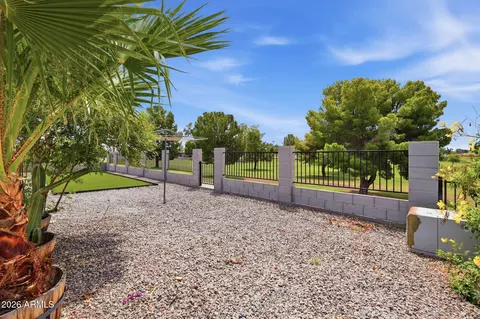 Exterior - 4039 E Catalina Cir, Mesa, AZ 85206 photo 6 of 9