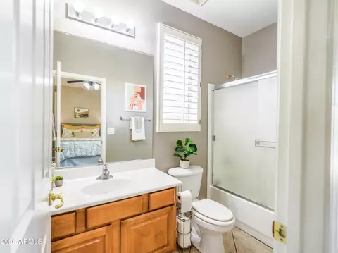 Bath - 4043 E Patrick Ct, Gilbert, AZ 85295 photo 4 of 4