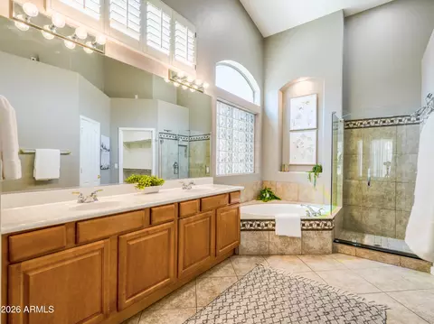 Bath - 4043 E Patrick Ct, Gilbert, AZ 85295 photo 1 of 4